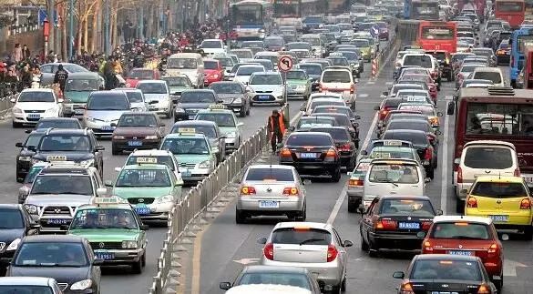 工信領(lǐng)域本周（12月3日-12月9日）要聞回顧 道路機(jī)動(dòng)車(chē)輛生產(chǎn)與新能源標(biāo)準(zhǔn)升級(jí)發(fā)布